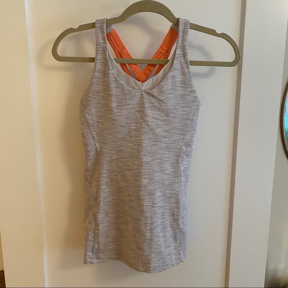 Like new lululemon Stash N’ Run Tank